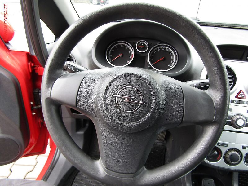 Opel Corsa (2014) 1.2i, ČR, AT, AC - fotka 16 z 16