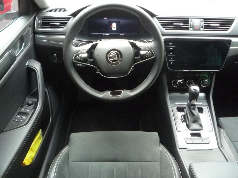 Škoda Superb (2023) 2,0TDi 110kW DSG STYLE Komfort - fotka 6 z 20