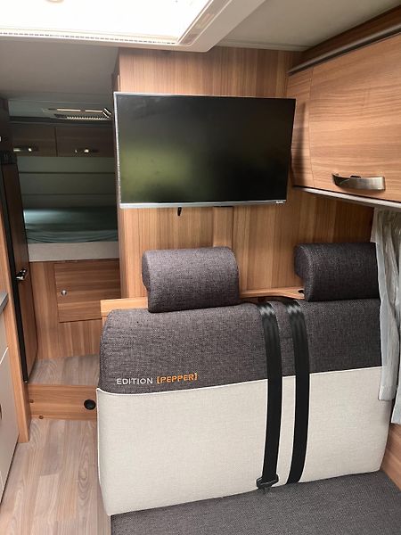 Weinsberg CaraCompact (2019) edice Pepper - fotka 16 z 23