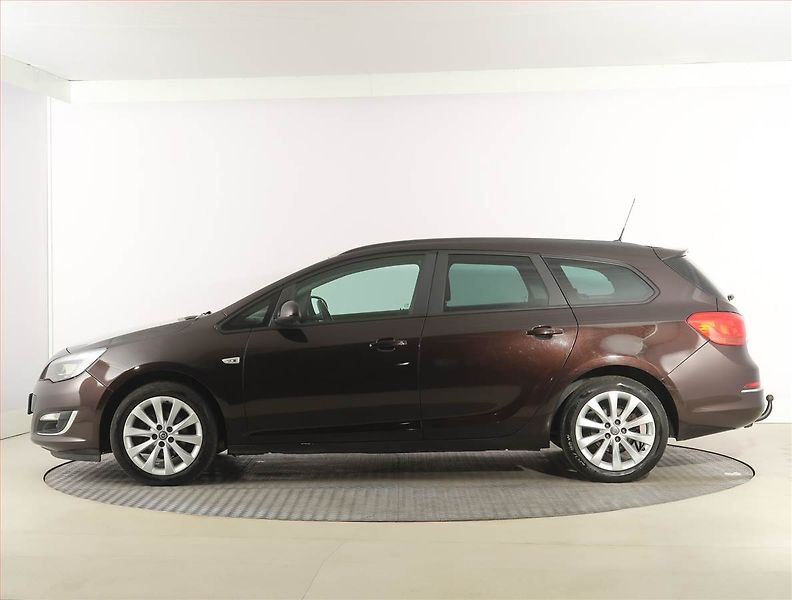 Opel Astra (2013) 1.4 T, Serv.kniha, Tempomat - fotka 3 z 19