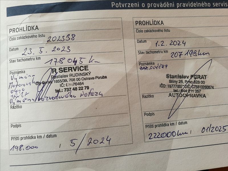 Hyundai i20 1,3 i servis.knížka - fotka 18 z 20