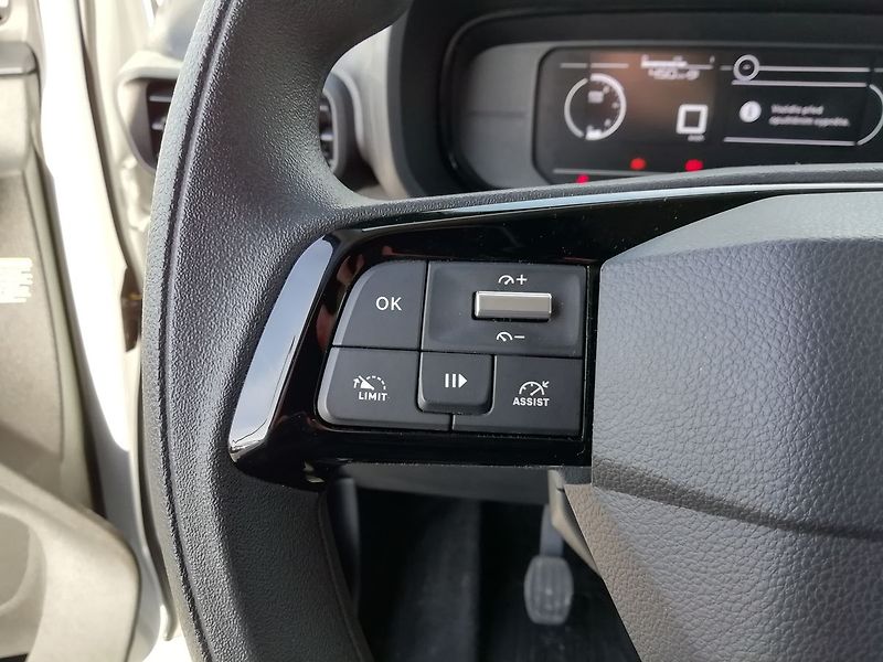 Toyota ProAce CITY 1,5D Active 96kW - fotka 9 z 16
