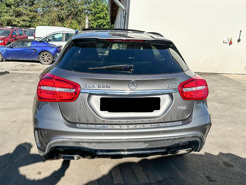 Mercedes-Benz GLA 220 CDI 125kW - fotka 4 z 14