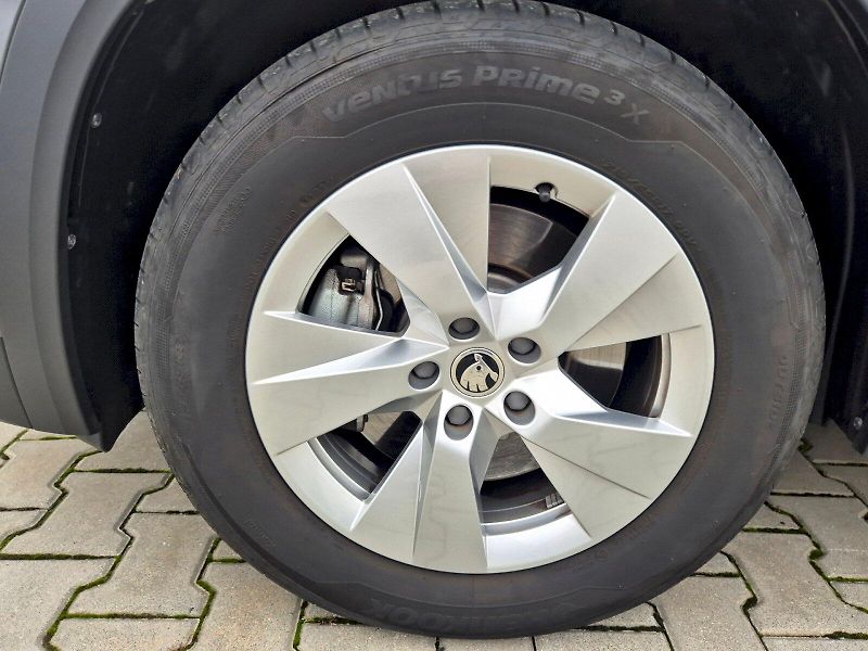 Škoda Kodiaq (2024) Selection 2.0 TDI 142 kW 4x4 7 - fotka 11 z 32