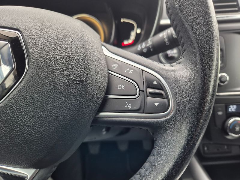 Renault Kadjar 1.2Tce 96kW, perfektní stav - fotka 14 z 26