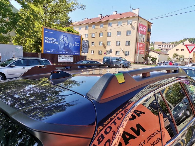 Subaru Outback (2021) 2.5i 124kw F Cross ČR 1maj! - fotka 28 z 32