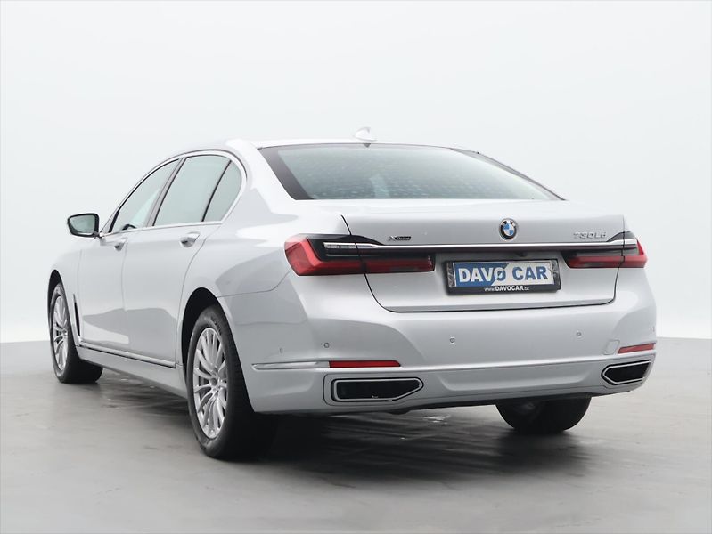 BMW Řada 7 3,0 730LD xDrive CZ DPH - fotka 5 z 38