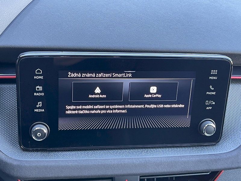 Škoda Scala (2024) 1.5 TSI 110kW DSG Drive Select - fotka 16 z 32