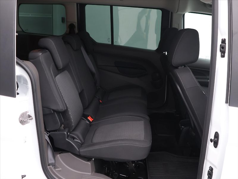 Ford Tourneo Connect 1,5 TDCI CZ Aut.klima L2 DPH - fotka 13 z 31