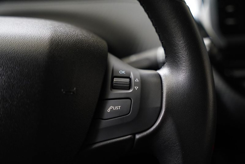Peugeot 2008 - fotka 16 z 24