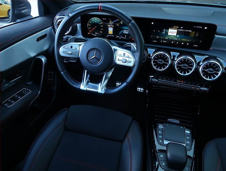 Mercedes-Benz CLA (2022) 35 AMG - fotka 7 z 21