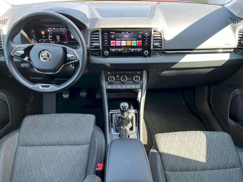 Škoda Karoq (2023) 1.5 TSI 110kW Style - fotka 12 z 28