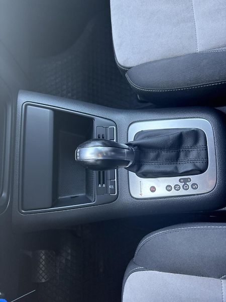 Volkswagen Tiguan 2.0TDi DSG 4Motion - fotka 20 z 22