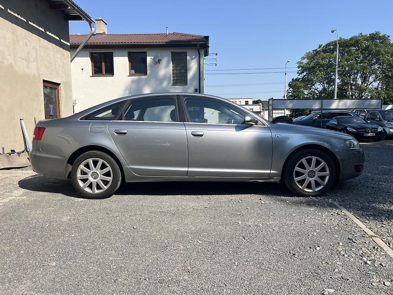 Audi A6 (2006) 3,2 TFSi 188 Kw 4X4 - fotka 4 z 19