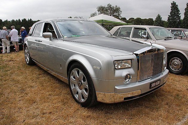Vůz Rolls-Royce Phantom VIII., zdroj: Wikimedia Commons, Sicnag, CC BY 2.0