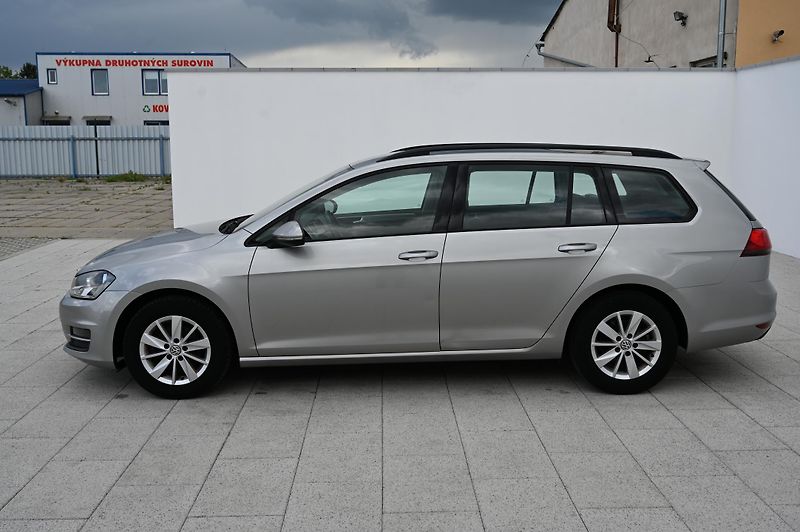 Volkswagen Golf VII 1.2TSI 77KW POHON ŘEMEN  - fotka 8 z 47