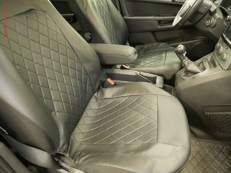 Opel Zafira (2012) 1.6i 7 míst, AC, park.asist - fotka 12 z 21