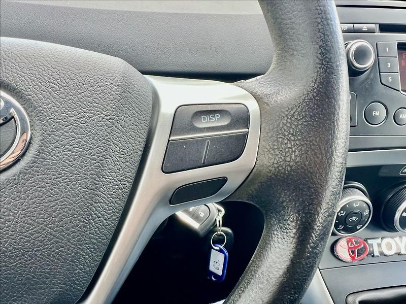 Toyota Verso 1,6 D-4D KLIMA - fotka 25 z 36