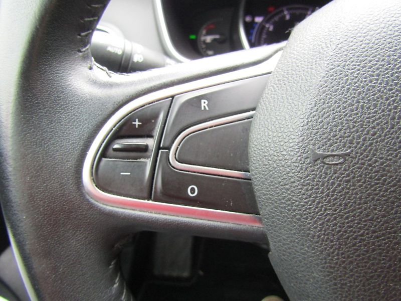 Renault Mégane (2019) 1.3 TCe  AUTOMAT - fotka 35 z 46