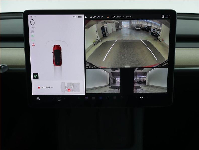Tesla Model Y (2021) Long Range AWD 75kWh, SoH 91% - fotka 16 z 23