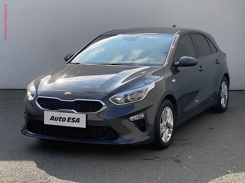 Kia Ceed (2021) 1.5 T-GDi, 1.maj,ČR, Spin - fotka 3 z 18