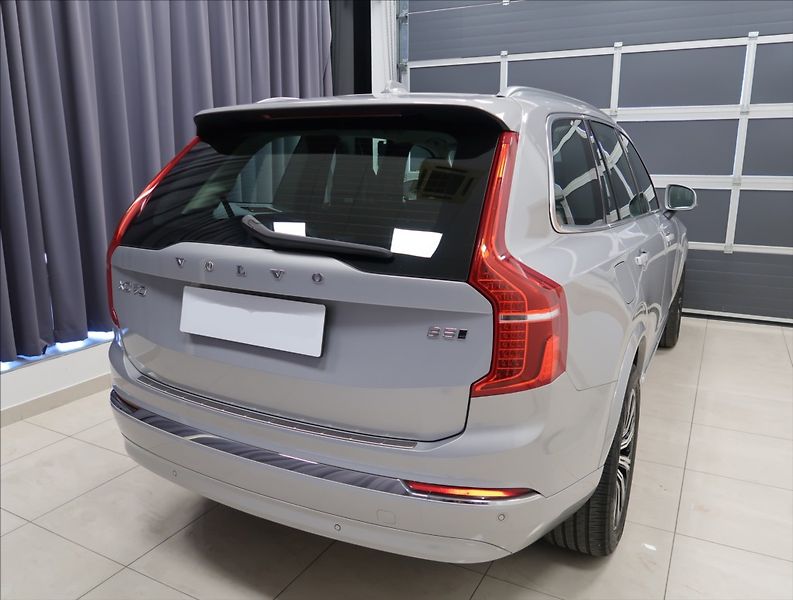 Volvo XC90 2,0 B5 AWD AUT Plus Bright - fotka 6 z 38