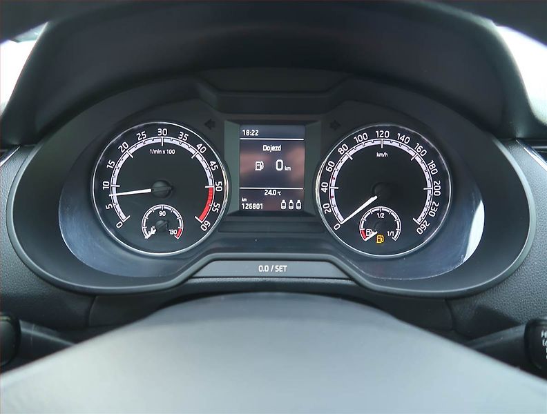 Škoda Octavia (2019) Ambition Plus 1.6 TDI - fotka 11 z 15