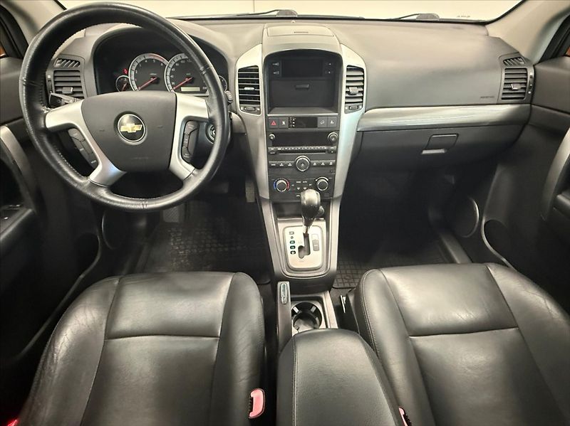 Chevrolet Captiva 2,0 D 4x4 automat, kůže - fotka 7 z 17