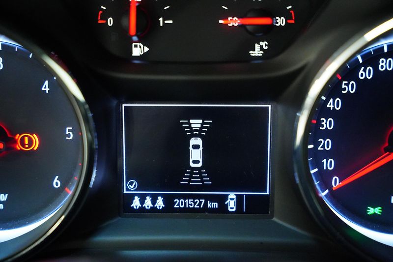 Opel Astra - fotka 19 z 27