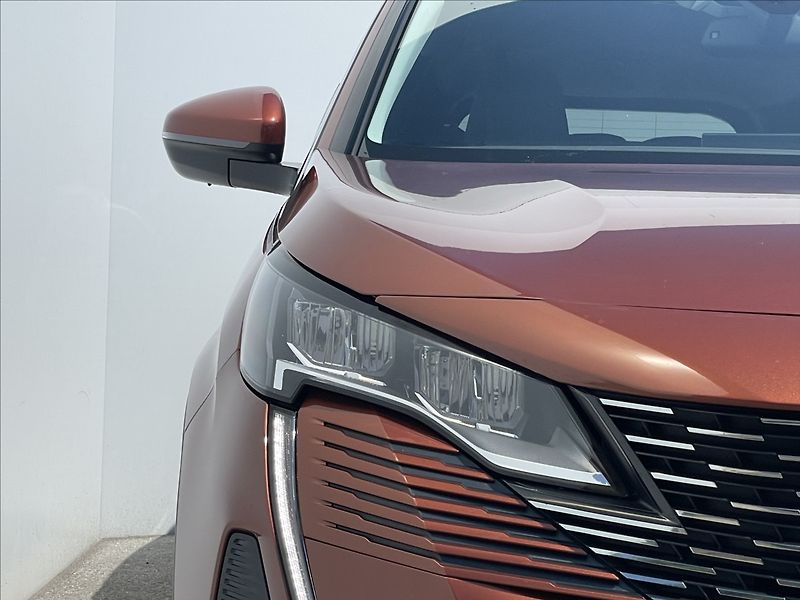 Peugeot 5008 1,5 BlueHDi A8 Allure Pack - fotka 21 z 25
