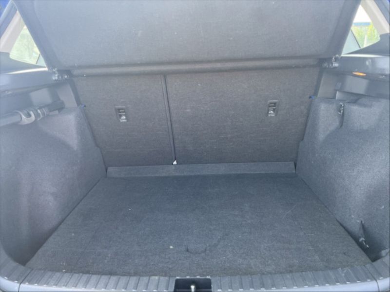 Škoda Karoq 2,0 TDI 110 Active 4x4 - fotka 5 z 10