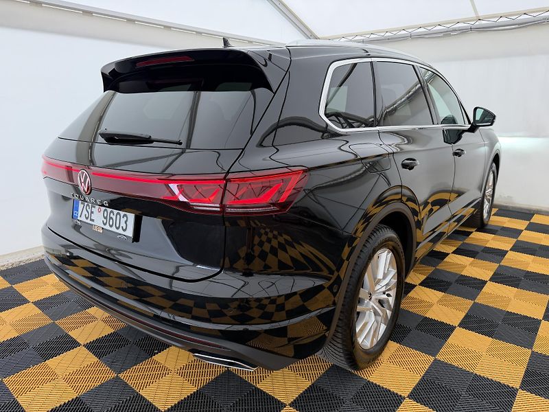 Volkswagen Touareg 3.0Tdi*1-MAJ*DPH*ELEGANCE* - fotka 5 z 45
