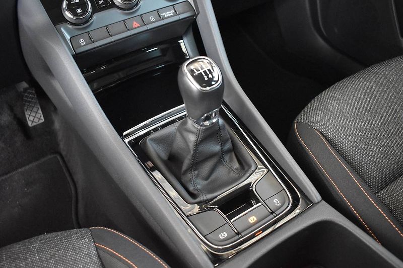 Škoda Karoq (2023) 1.5TSI 110kW, 5let záruka - fotka 23 z 24