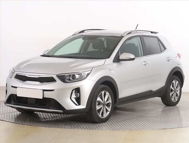 Kia Stonic (2024) 1.2 DPI, Serv.kniha, Tempomat - fotka 2 z 20