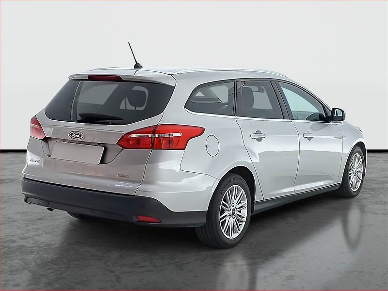 Ford Focus (2017) 1.0 EcoBoost, Navi - fotka 5 z 14