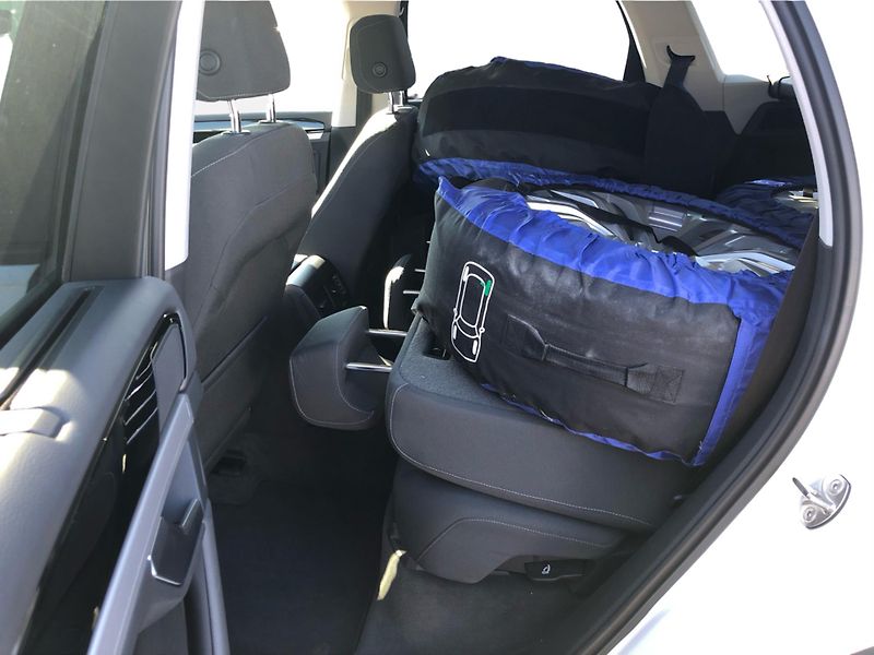 Volkswagen Touareg 3,0 TDI V6 4Motion - fotka 12 z 27
