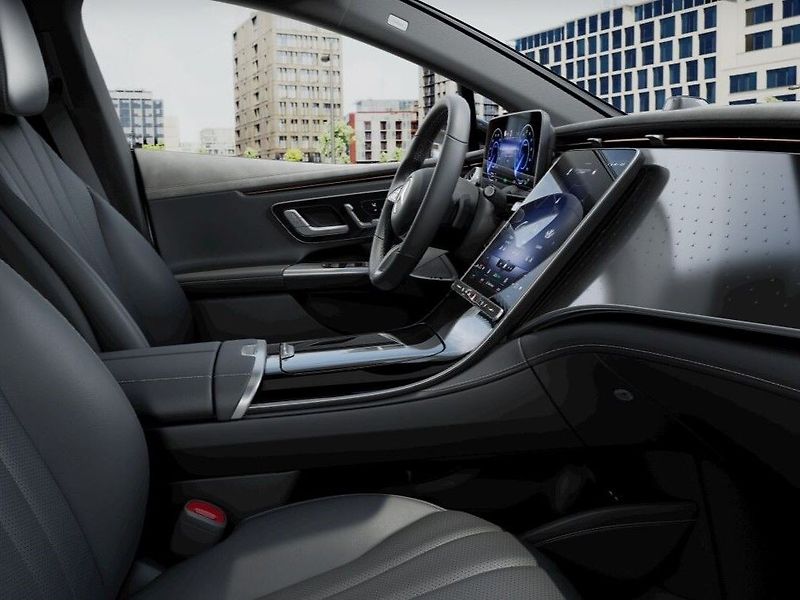 Mercedes-Benz EQE (2026) 350 4MATIC Electric Art Editio - fotka 7 z 8