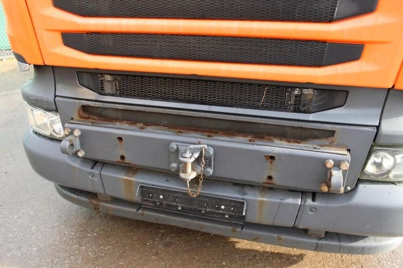 Scania (2016) R 580 8x4 tahač 180t - fotka 9 z 15