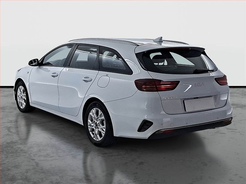 Kia Ceed (2023) Spin 1.0 T-GDI, SPIN, DPH - fotka 4 z 18