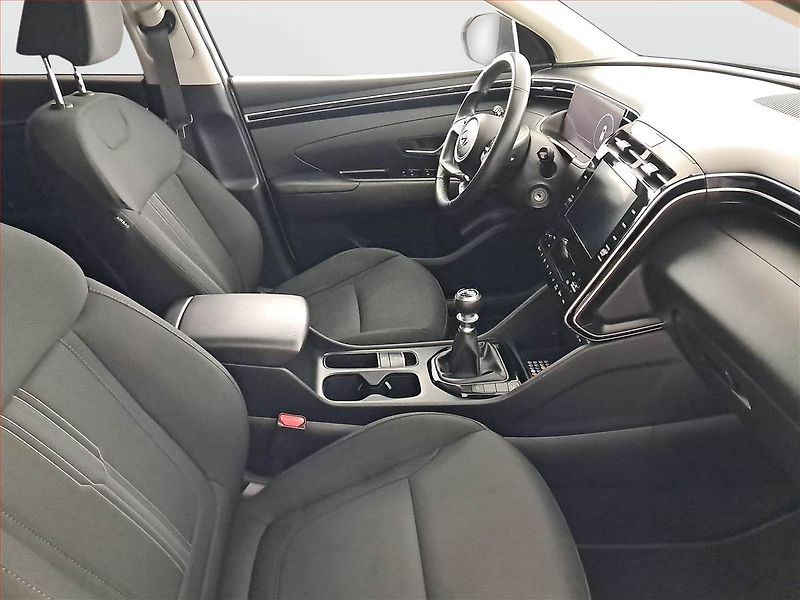 Hyundai Tucson (2022) Comfort 1.6 T-GDI - fotka 9 z 21