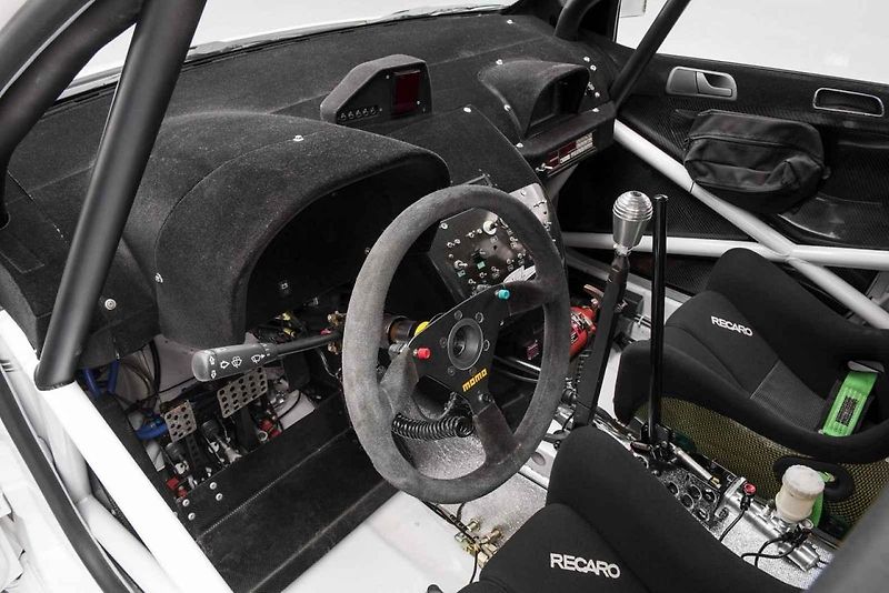 Fabia WRC při jednom z exhibičních podniků