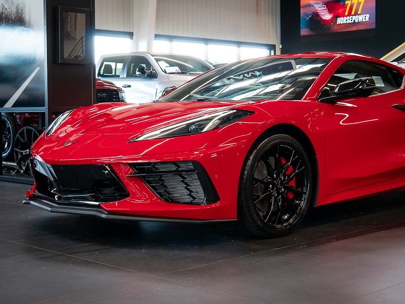 Chevrolet Corvette (2026) 6.2 Stingray 3LT Z51 Facelift - fotka 13 z 45