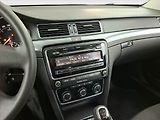 Škoda Superb (2011) 2.0 TDI, Xenony, Park. senzory - náhled 12