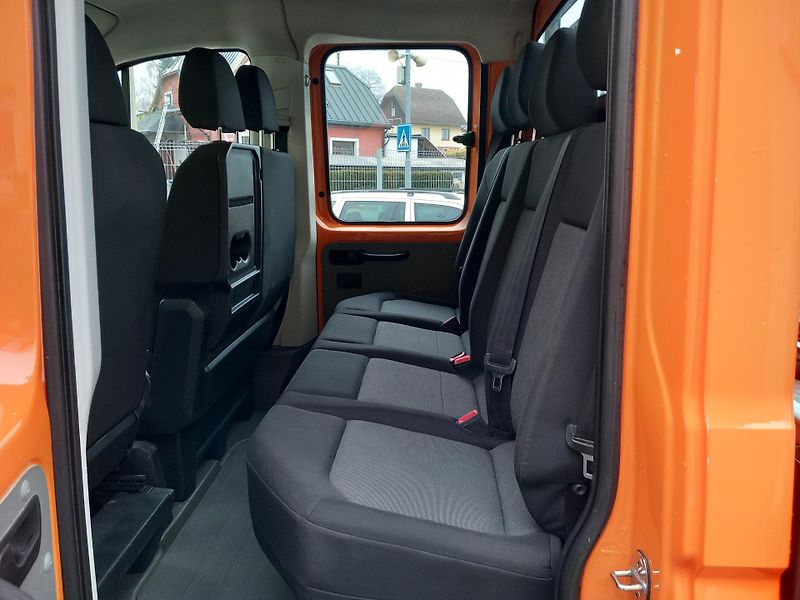 Volkswagen Crafter (2018) 2,0TDi 103kw 7 MÍST ,ODPOČET ! - fotka 15 z 41