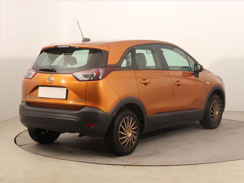 Opel Crossland X (2017) 1.2 Turbo, Tempomat - fotka 5 z 15