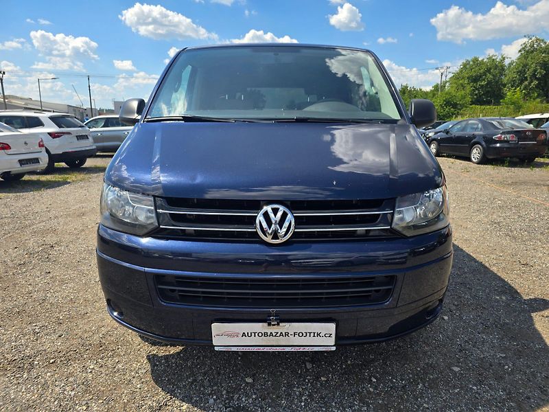 Volkswagen Multivan (2014) 2.0 TDi 103KW DSG pravidelný s - fotka 2 z 21