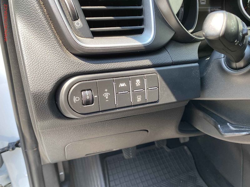 Kia Ceed (2022) 1.5 T-GDi SW, 1.maj,ČR, Spin - fotka 15 z 18