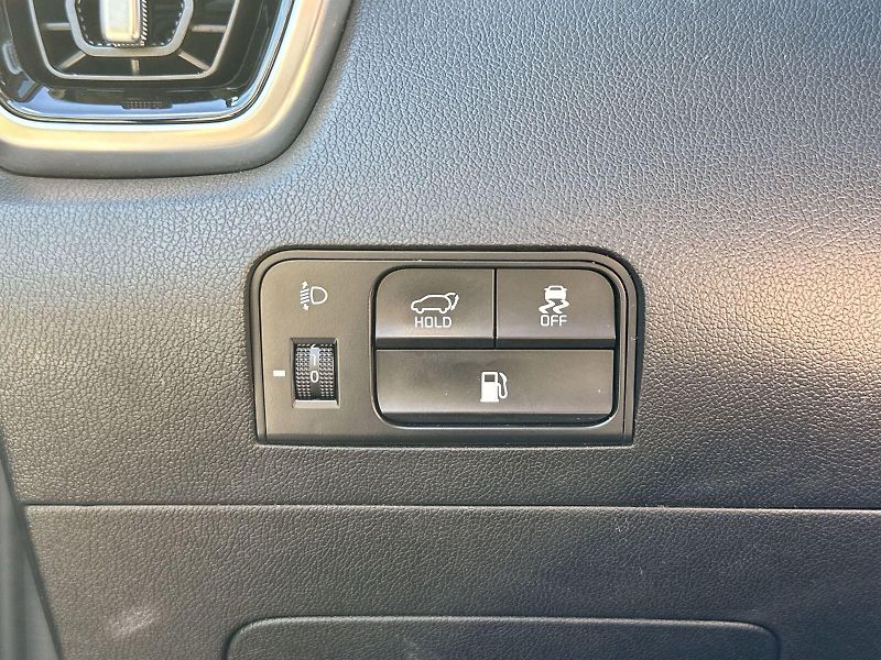Kia Sorento (2021) 1.6 T-GDi PHEV Aut. - fotka 13 z 35