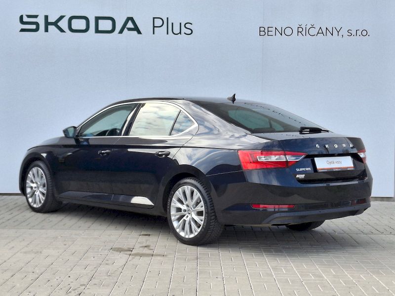 Škoda Superb (2021) Style Plus DSG 2,0TDi 110kW - fotka 11 z 35