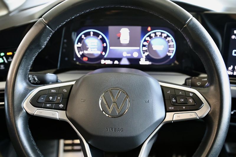 Volkswagen Golf Variant (2023) 2.0TDI LED Navi Tažné Display - fotka 30 z 31
